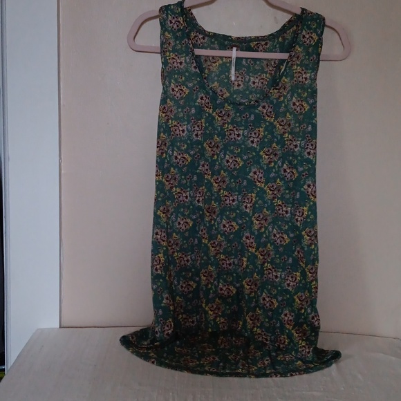 Free People Top In Green Sage Mini Floral - Picture 8 of 9
